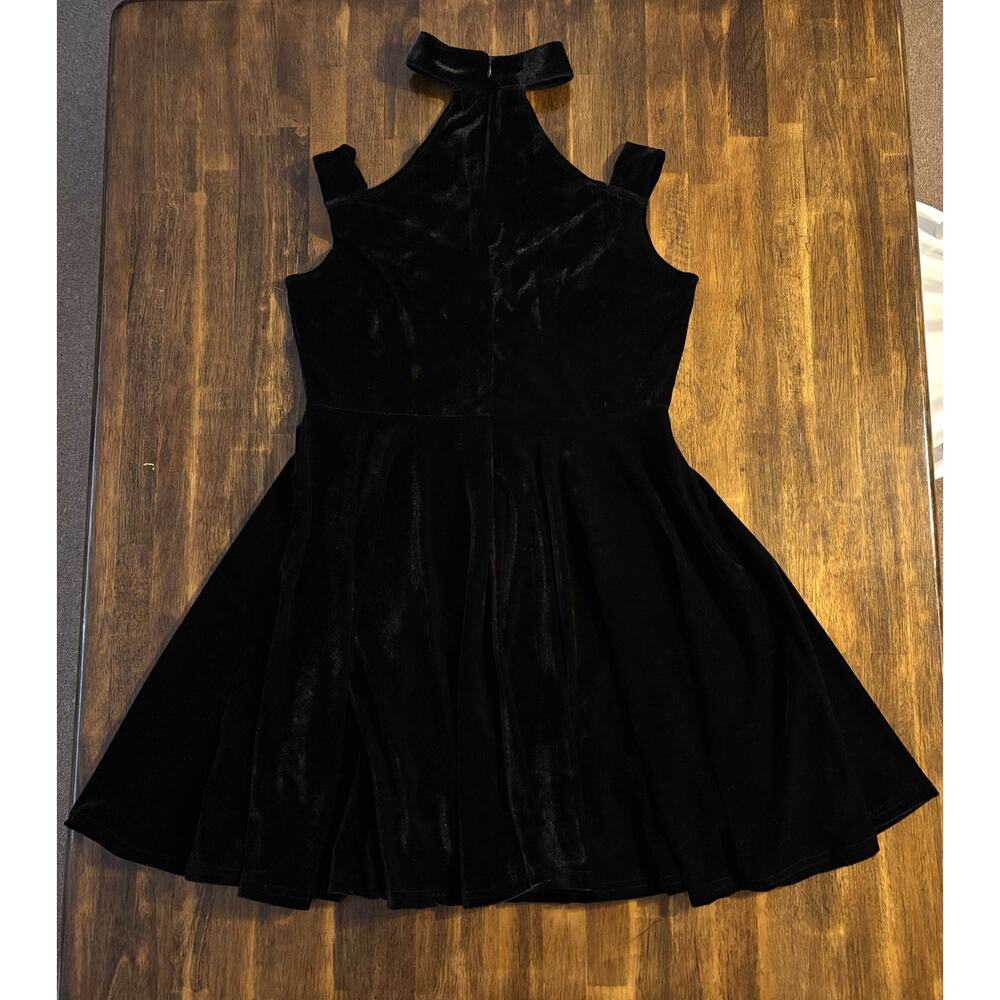 Killstar Size XL Dress Velvet Stretch Fit Flare Sleeveless Halter Collar Gothic - Picture 2 of 10